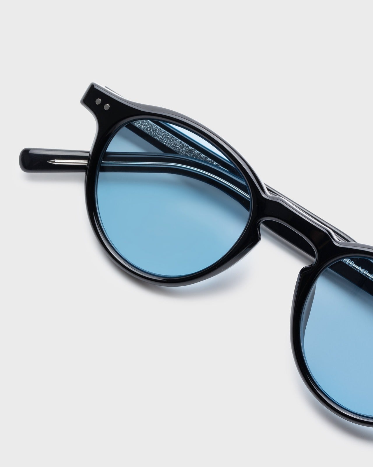 MARIÉE - Akron BC4011